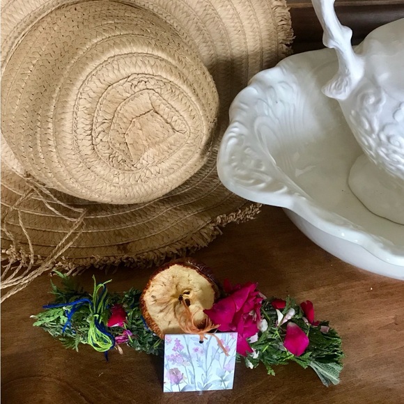 “Epona” - Picture 3 of 6